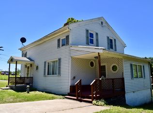 689 Round Top Rd, Wellsboro, PA 16901