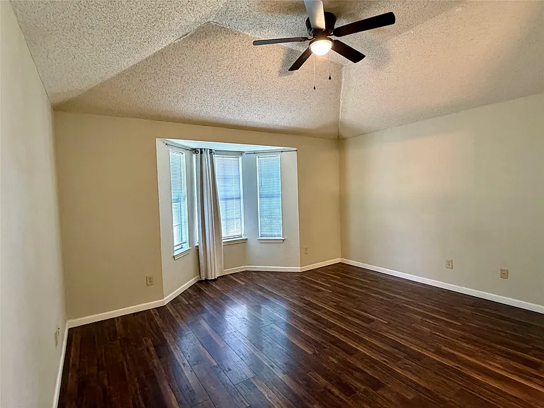 7905 Rice Dr — Photo 10