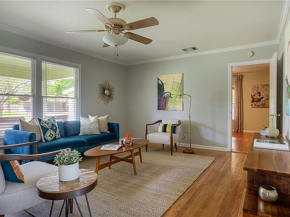 4th image of 8009 Tisdale Dr