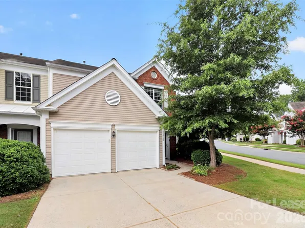 12304 Dunford St, Charlotte, NC 28277
