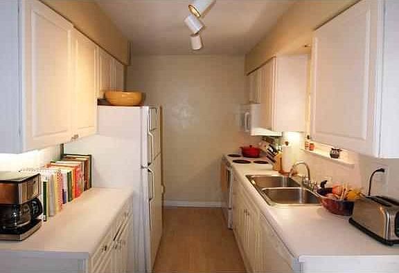 3rd image of 6261 Beechfield Dr