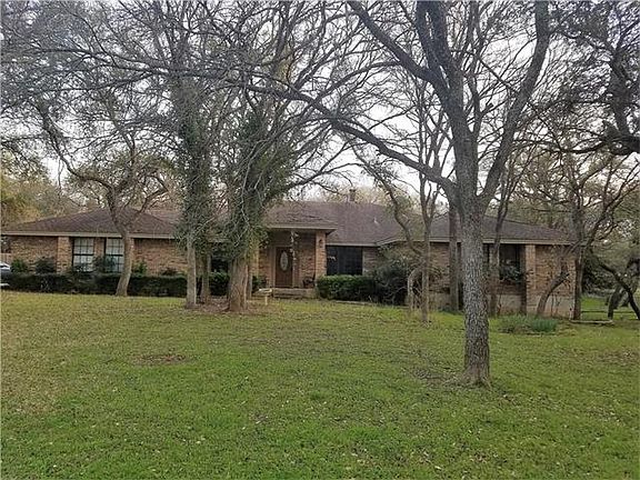 3rd image of 406 W Esparada Dr