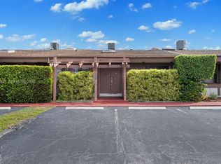 Harbourwood Villas, Hallandale, FL 33009