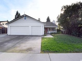 9324 Emerald Vista Dr, Elk Grove, CA 95624