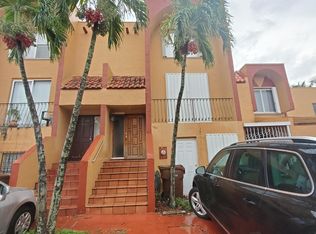 1088 W 40th St, Hialeah, FL 33012