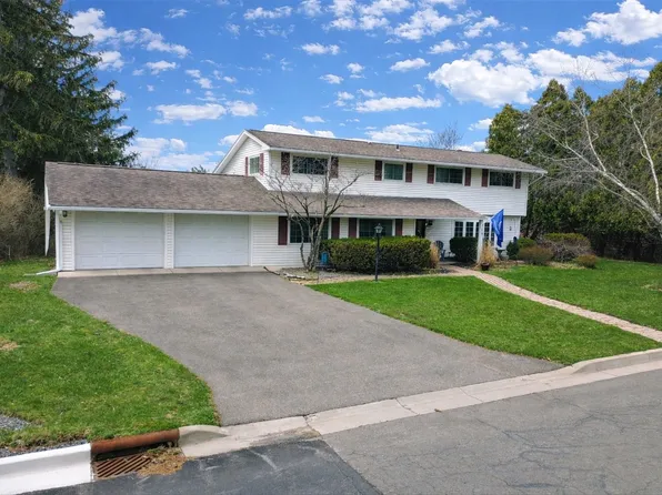 701 Catalina Blvd, Endwell, NY 13760