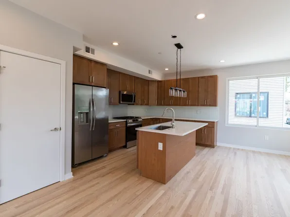 1351 S Myrtlewood St, Philadelphia, PA 19146