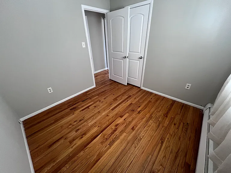 470 Livermore Ave #2 — Photo 8