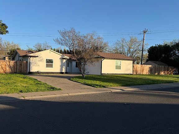 2nd image of 2129 Kellogg Way