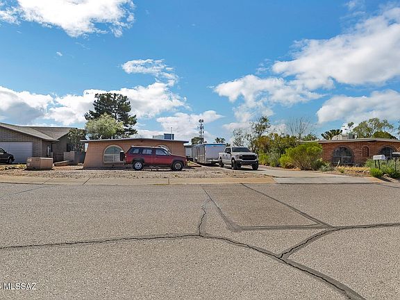 3rd image of 16350 S Observatory Pl