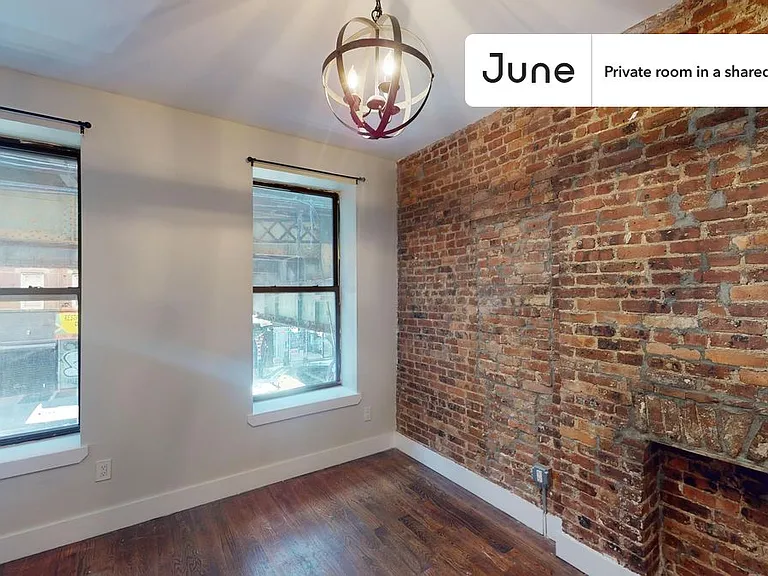 1131 Broadway #B — Photo 2