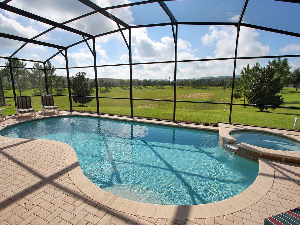 Amazing South-Facing Pool