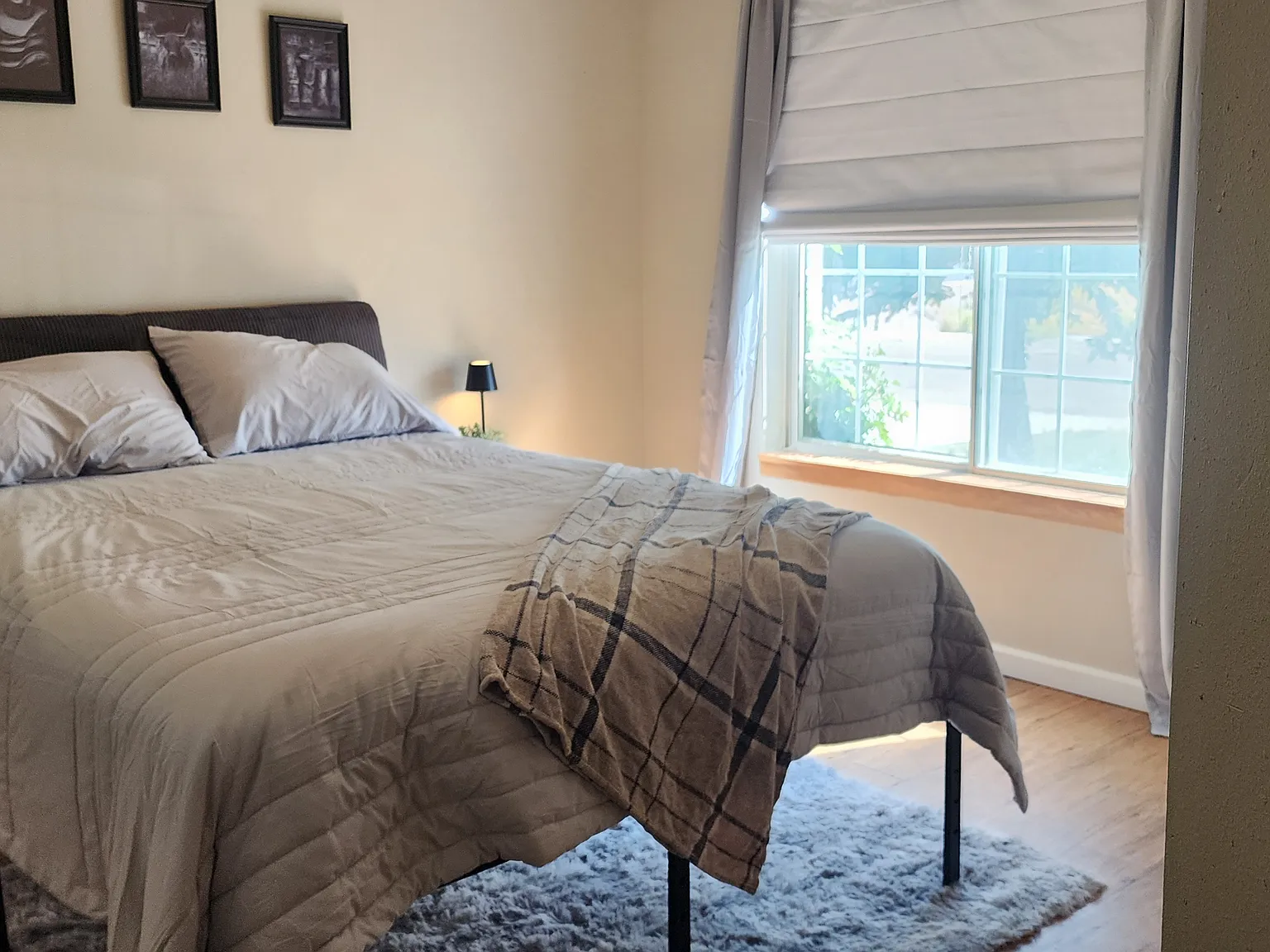 2 bed, 2.5 bath, 2024 sqft, $1,650 — Photo 2