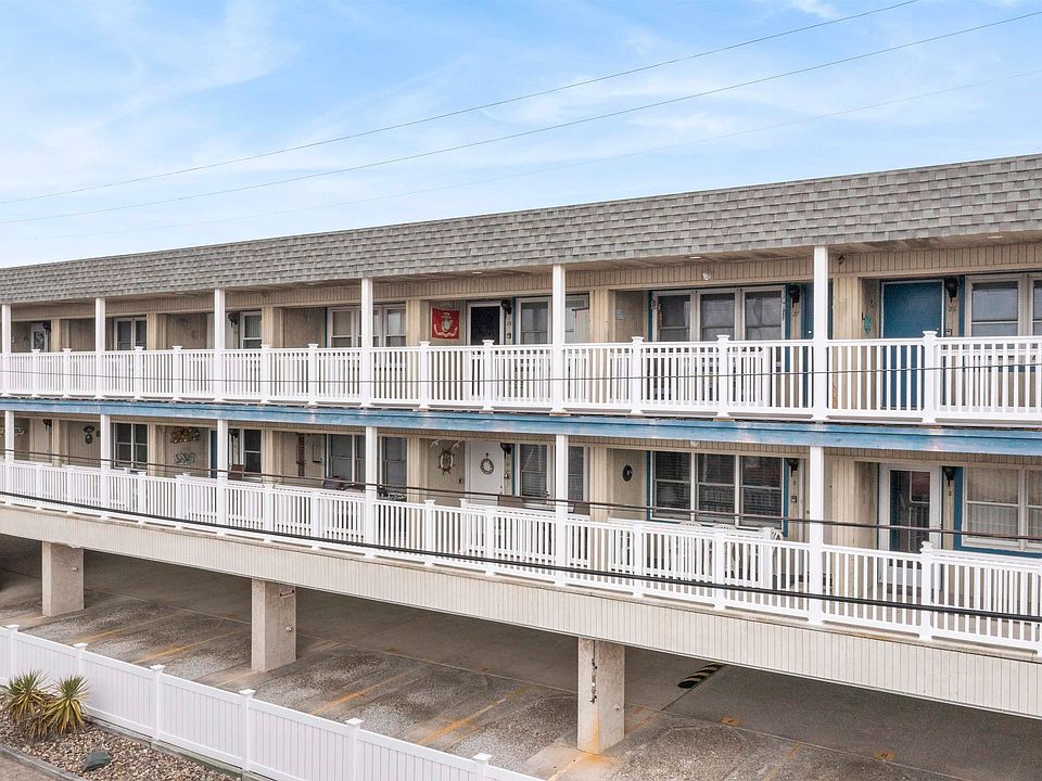 1st image of 853-71 Plymouth Pl #23