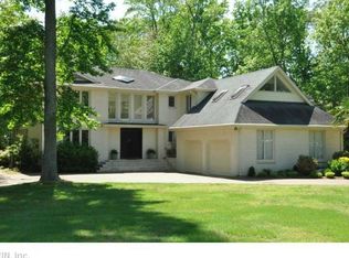 1121 N Inlynnview Rd, Virginia Beach, VA 23454