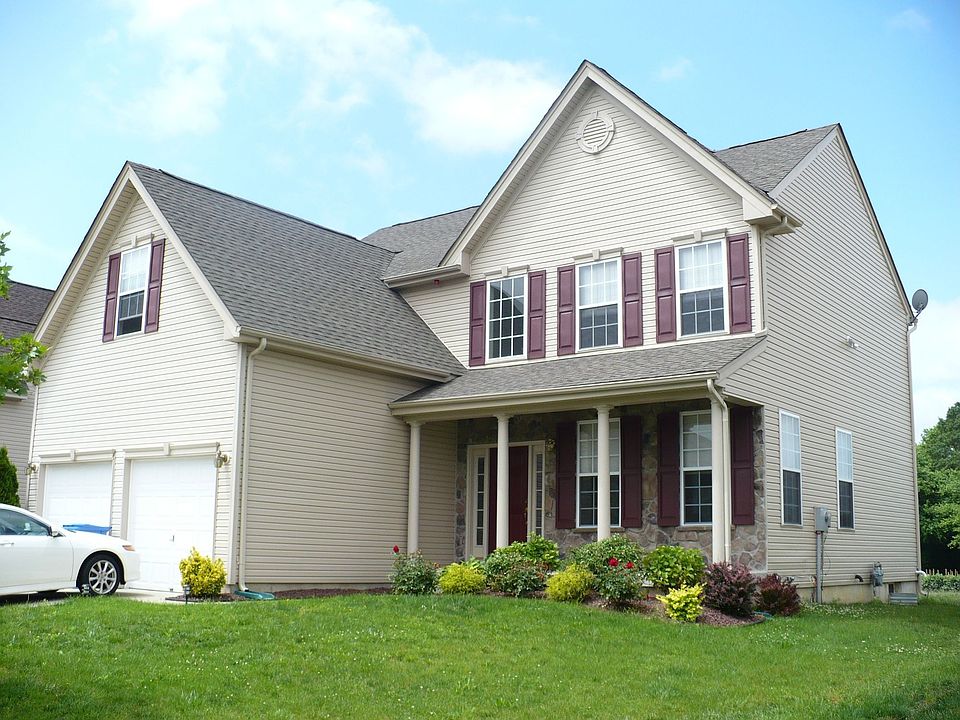 Front Exterior View