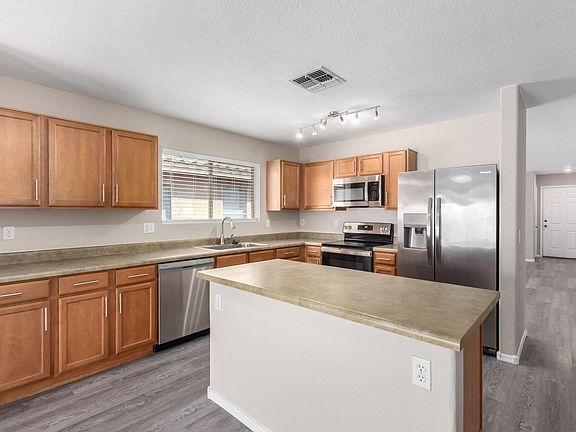 4th image of 2810 W San Carlos Ln
