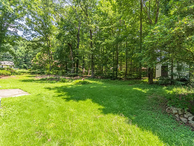 1708 Norton Estates Cir — Photo 31