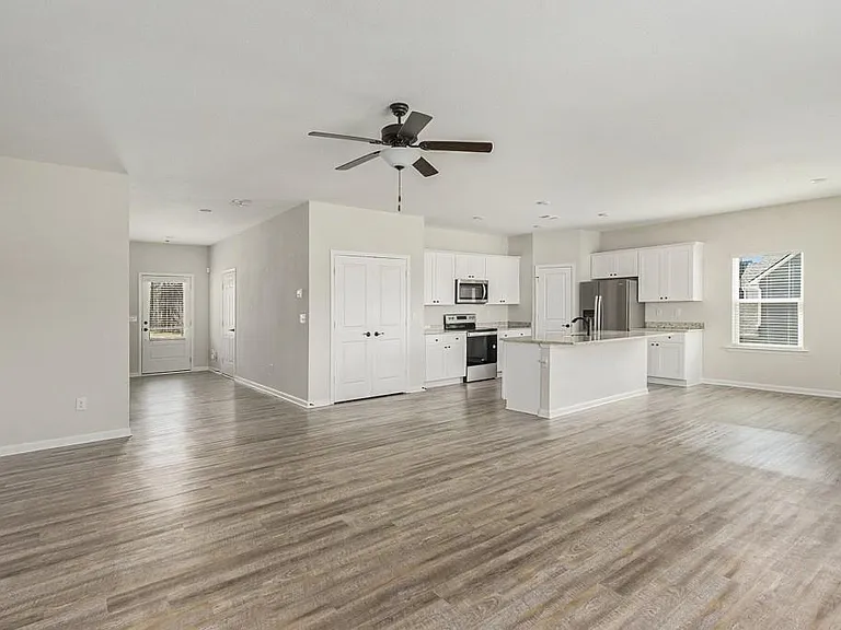 489 Samara Ct S — Photo 3