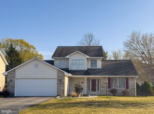 100 Suffolk Cir, Stephens City, VA