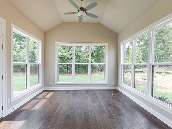 Bayfield Home Design Optional Sunroom