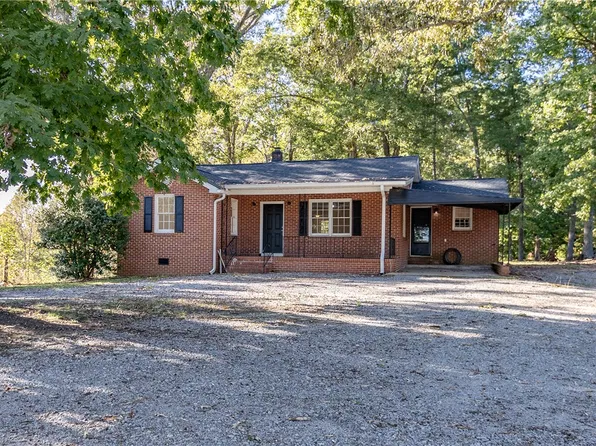 318 Zion Church Rd, Easley, SC 29642