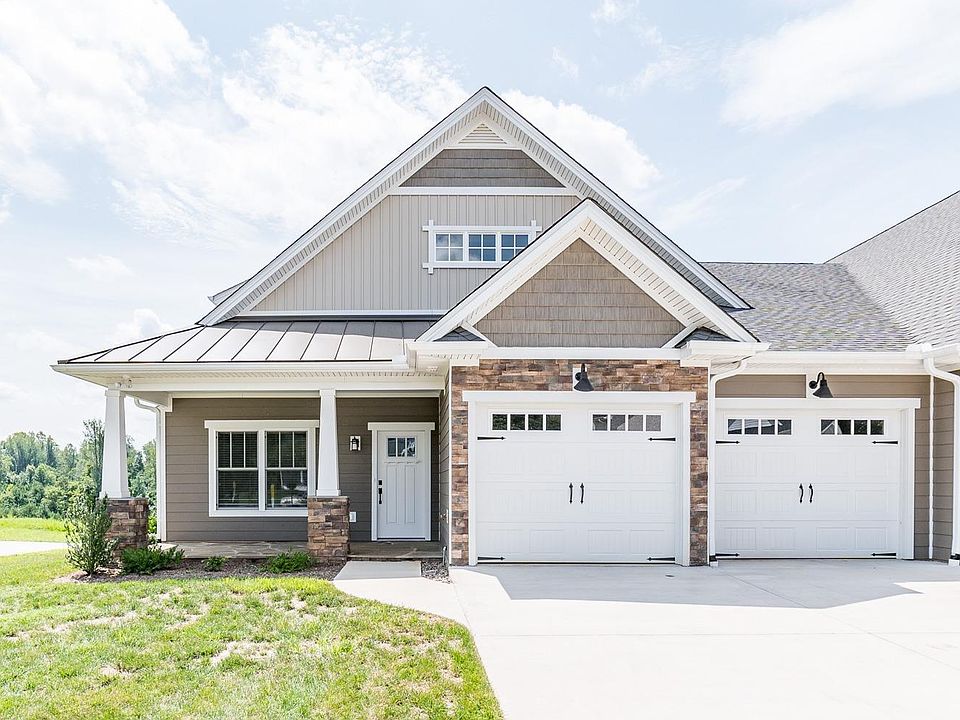1st image of 417 Preserve Dr