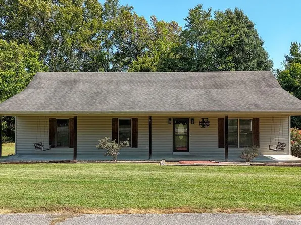 41 Fox Trot Ln, Mc Lemoresville, TN 38235