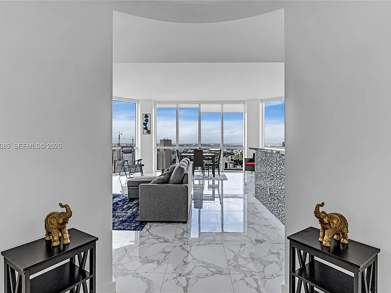 244 Biscayne Blvd #4708 — Photo 10