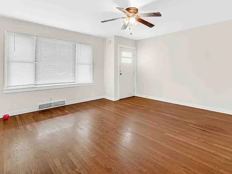 502 Peale St — Photo 12