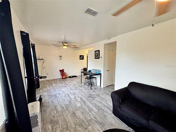 3rd image of 12100 Capilla Ln