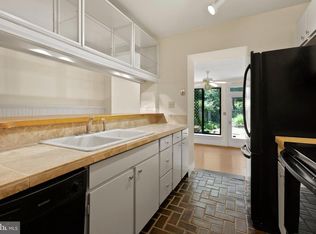 113 W Hill St, Baltimore, MD 21230