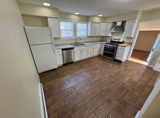 60 Park St #3, Exeter, NH 03833