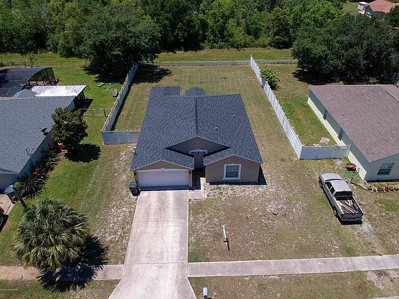 4th image of 1010 Lundy Dr