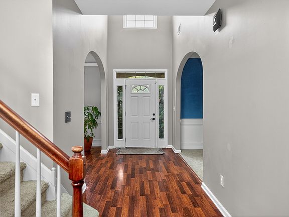 4th image of 616 Tallow Ct