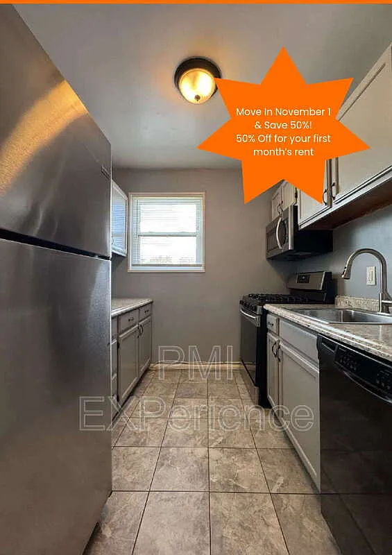 2 bed, 1.0 bath, 967 sqft, $1,650 — Photo 2
