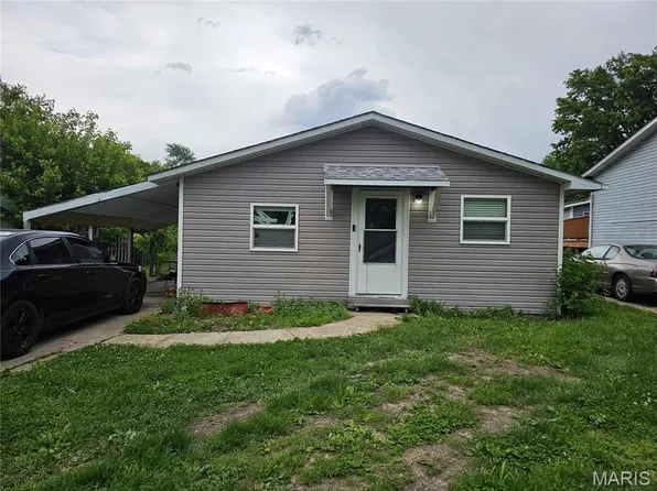 436 Southard Pl, South Roxana, IL 62087