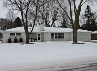 848 E Saint Francis Rd, De Pere, WI 54115