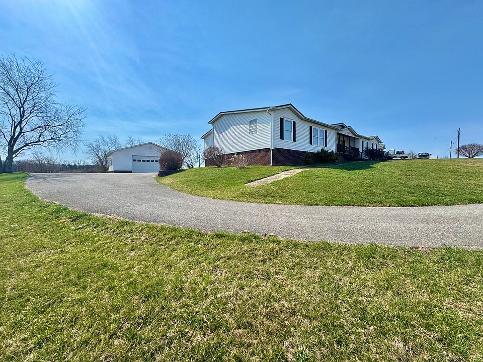 1st image of 768 Ivanhoe Rd