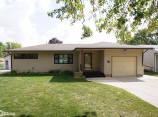 1016 Madsen Ave, Webster City, IA 50595