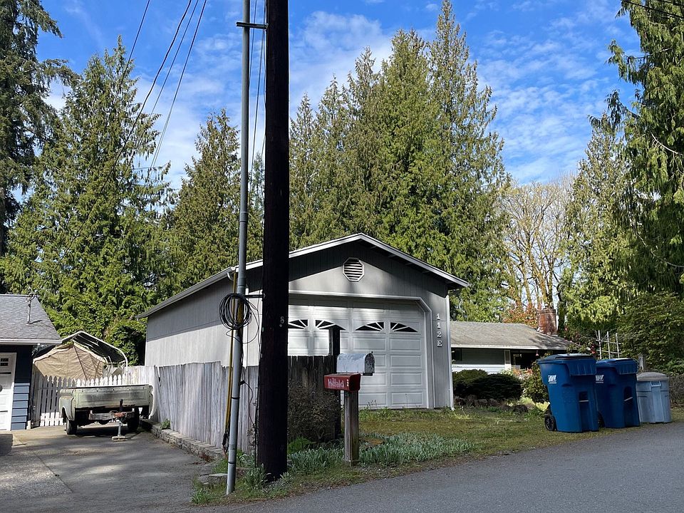 2nd image of 112 E Rivmont Dr