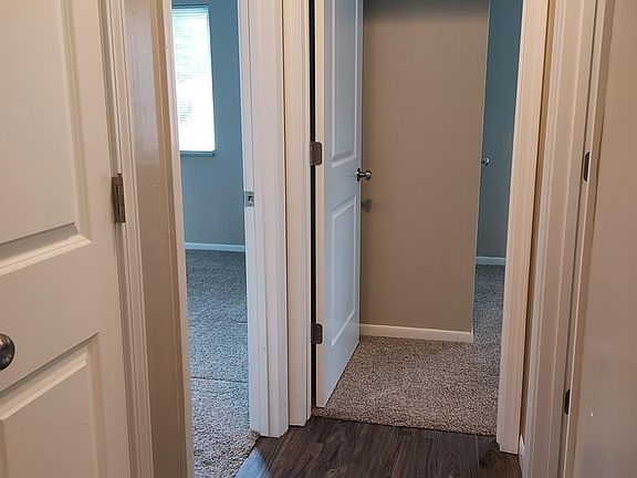 4th image of 2495 Briarwood Dr