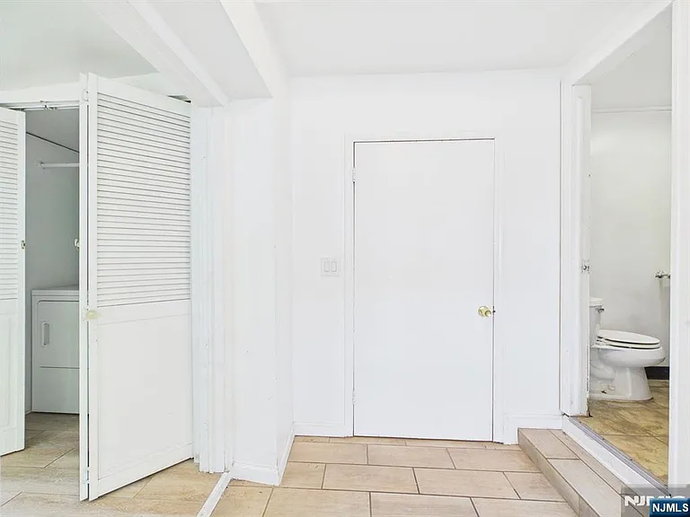 247 Malcolm Ave — Photo 6