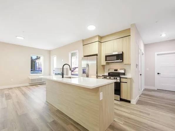 304 61st Street image 14 of 44