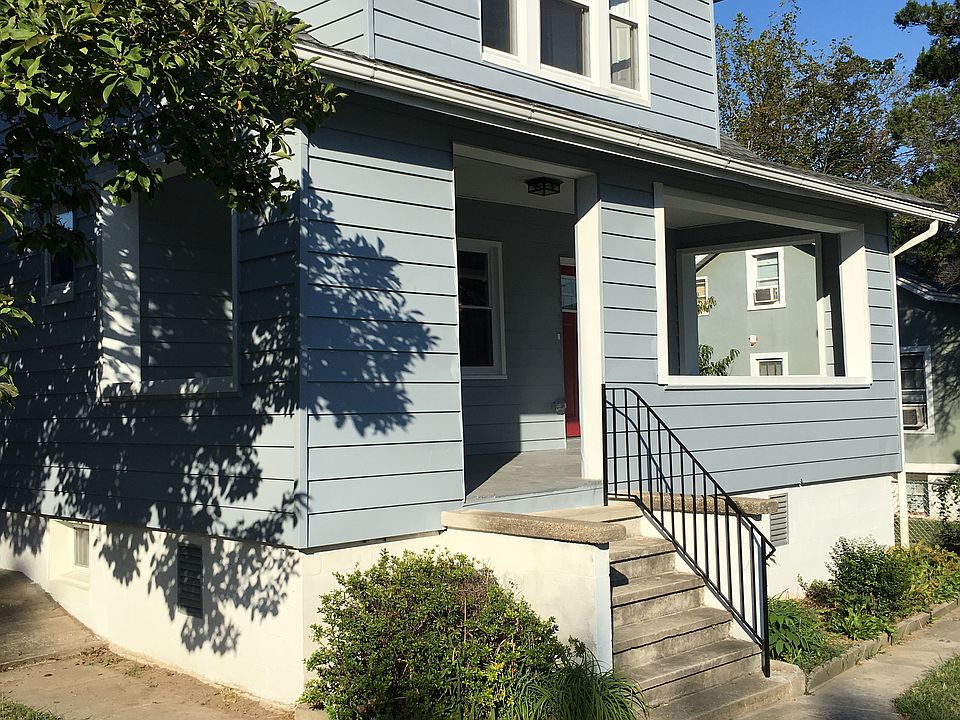 2nd image of 2500 Halcyon Ave
