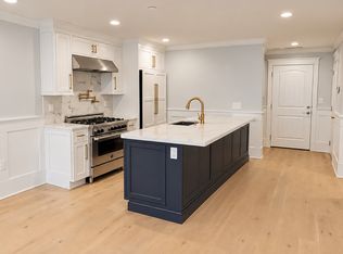 150-156 Athens St #5, Boston, MA 02127