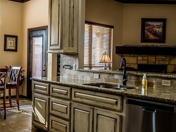 4th image of 3709 Beckets Crown Ct