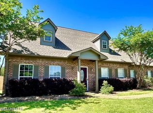 614 Summer Pl, Flowood, MS 39232