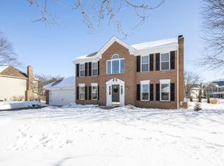 315 Northampton Dr, Oswego, IL