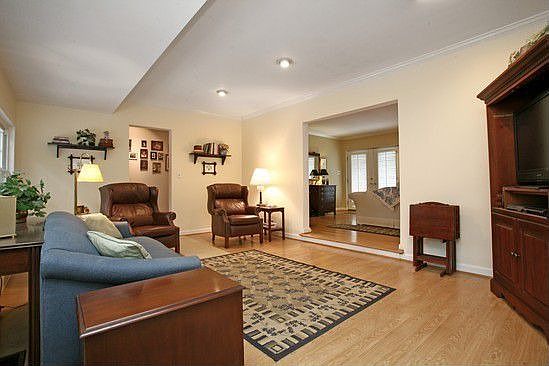 Light Bright Family Room
